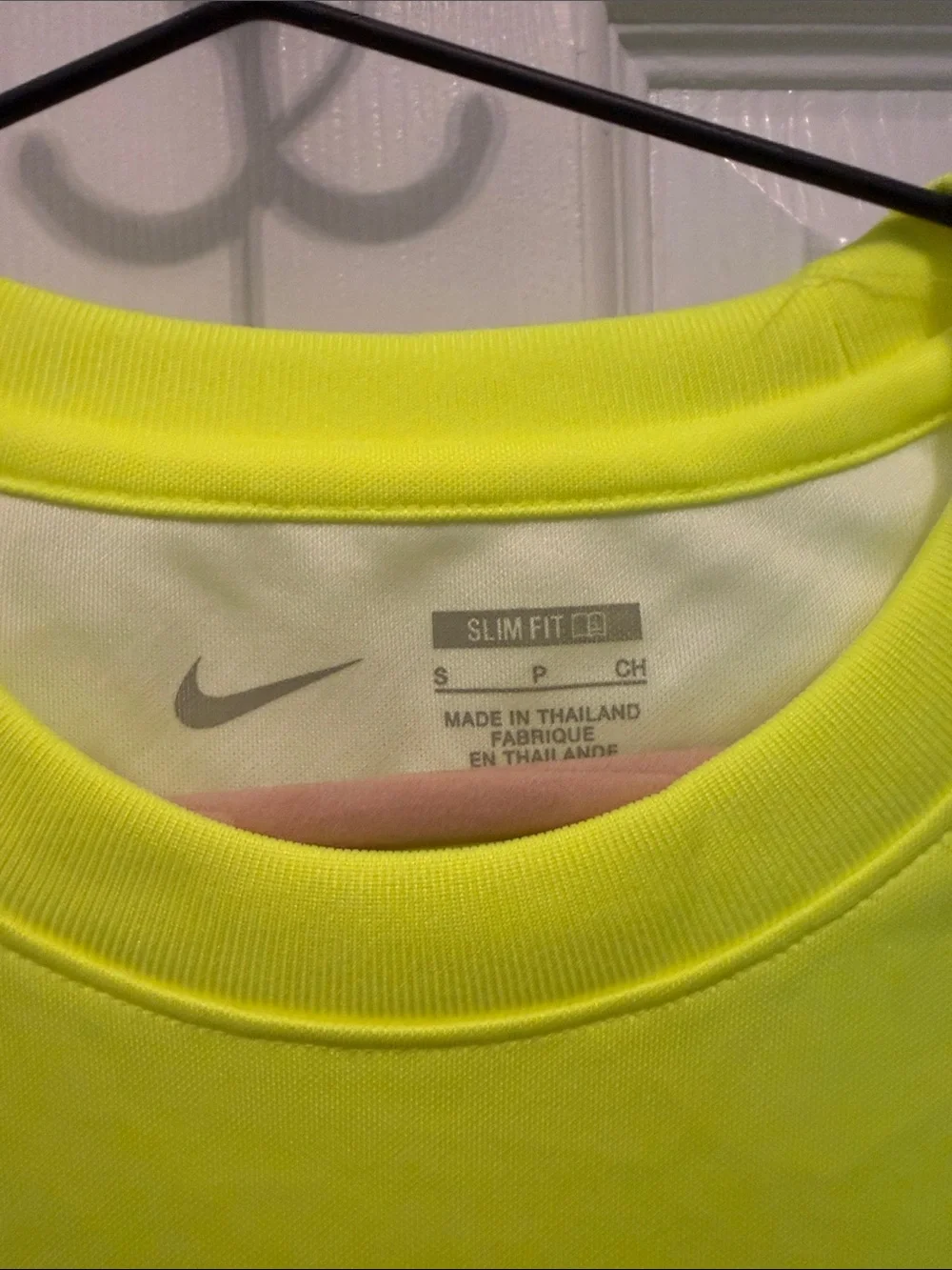 Nike Men’s Neon Yellow Long-Sleeve Training Top